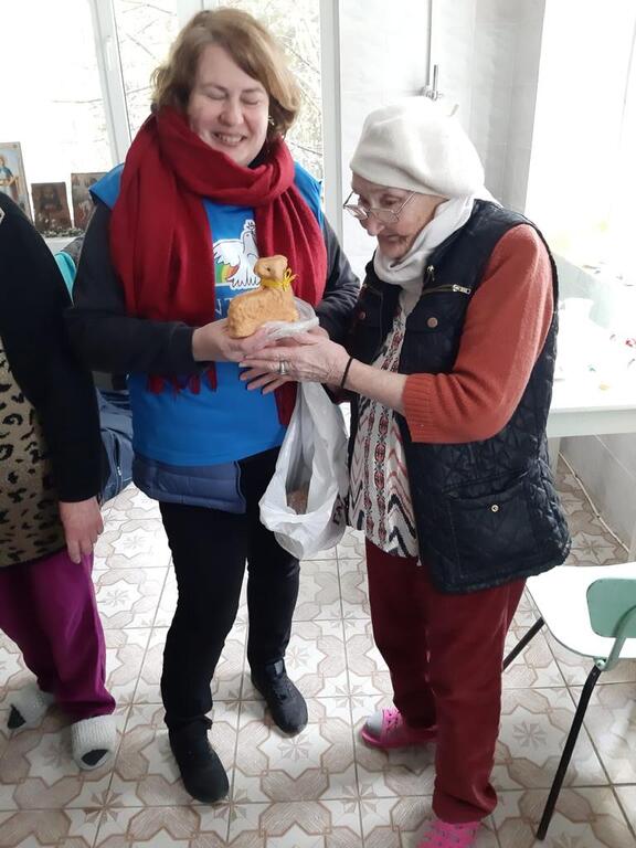 Ucrania: un grupo de ancianos evacuados de Kiev encuentra un hogar en Leópolis con la Comunidad
